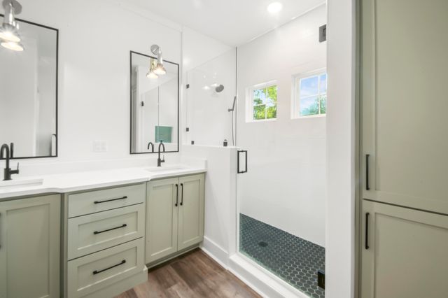 1001 E Cross Street B, Pensacola, FL 32503