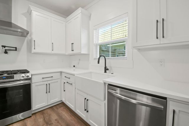 1001 E Cross Street B, Pensacola, FL 32503