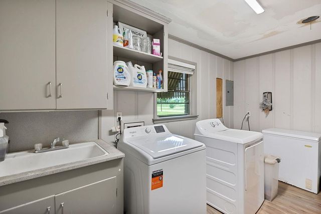 206 Lafayette Blvd, Gladewater, TX 75647