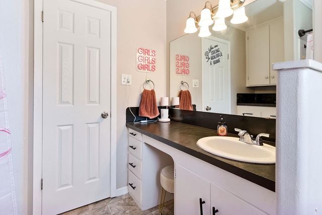 206 Lafayette Blvd, Gladewater, TX 75647
