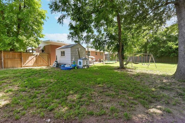 206 Lafayette Blvd, Gladewater, TX 75647