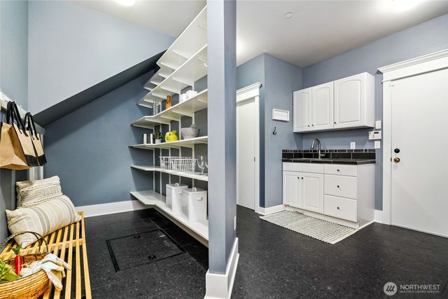 1406 218th Avenue NE, Sammamish, WA 98074