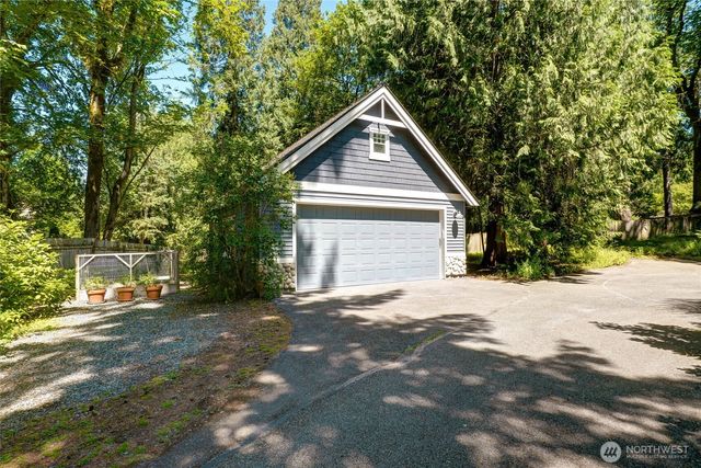 1406 218th Avenue NE, Sammamish, WA 98074