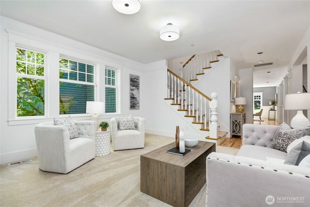 1406 218th Avenue NE, Sammamish, WA 98074