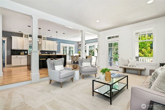 1406 218th Avenue NE, Sammamish, WA 98074