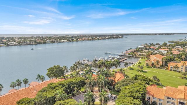 110 Yacht Club Way 105, Hypoluxo, FL 33462