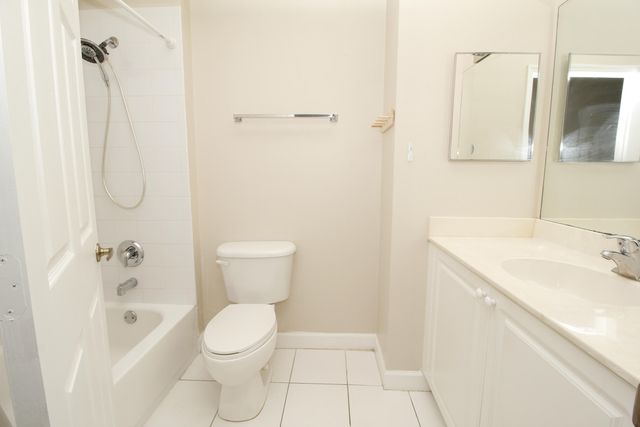 523 Gardendale Circle SE, Palm Bay, FL 32909