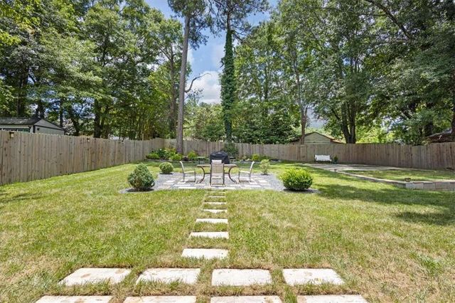255 Hummingbird Way, Riverdale, GA 30274
