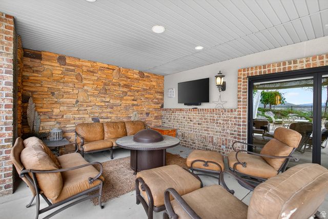 690 E HIGH RIDGE DR, Alpine, UT 84004