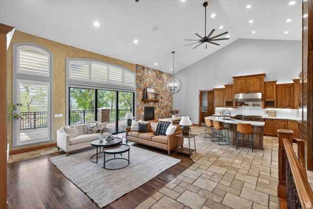 690 E HIGH RIDGE DR, Alpine, UT 84004