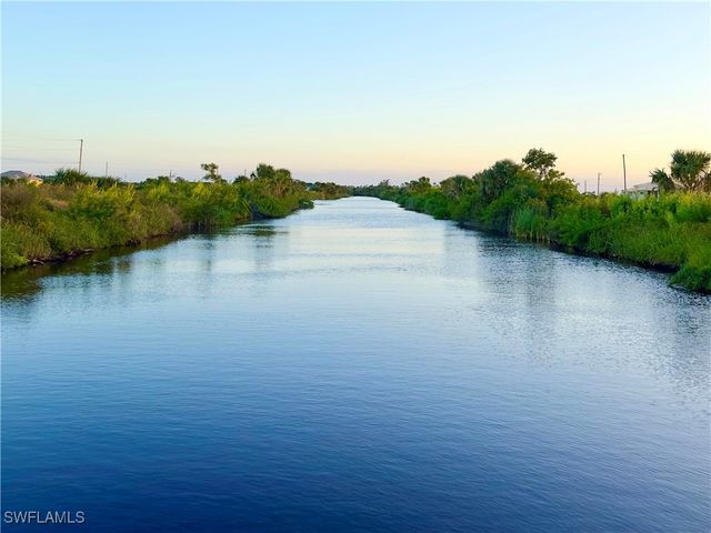 3936 NW 40th TER, Cape Coral, FL 33993