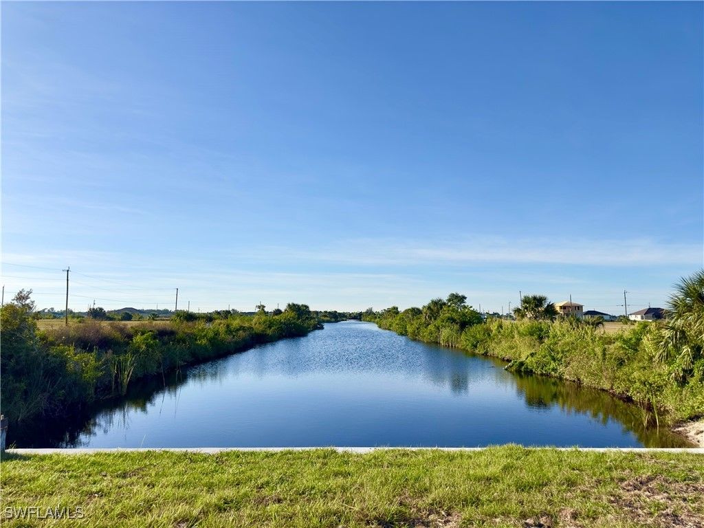 3936 NW 40th TER, Cape Coral, FL 33993