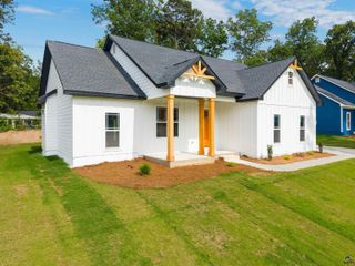 120 Merri Valley Drive, Warner Robins, GA 31088