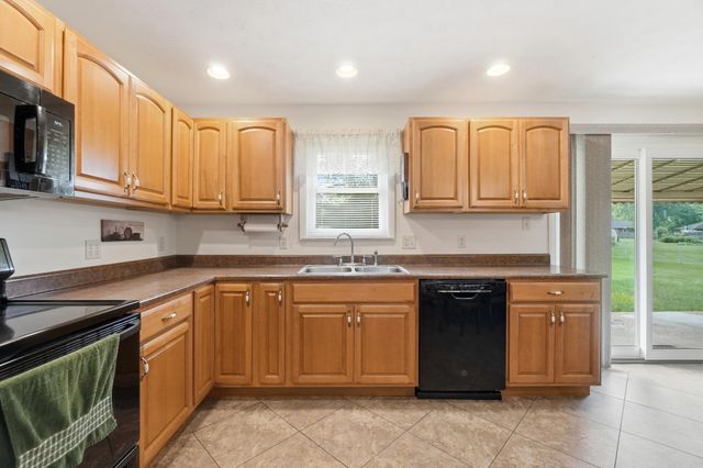 139 Miramar Drive 139 Miramar Drive, Enon, OH 45323