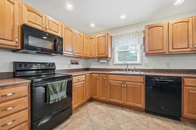 139 Miramar Drive 139 Miramar Drive, Enon, OH 45323