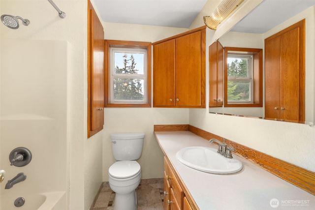 163 Wallace Road, Chehalis, WA 98532
