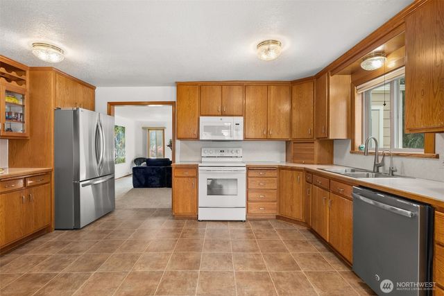 163 Wallace Road, Chehalis, WA 98532