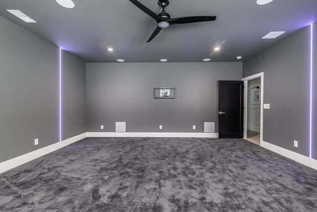 23054 Mclouth Road, Tonganoxie, KS 66086