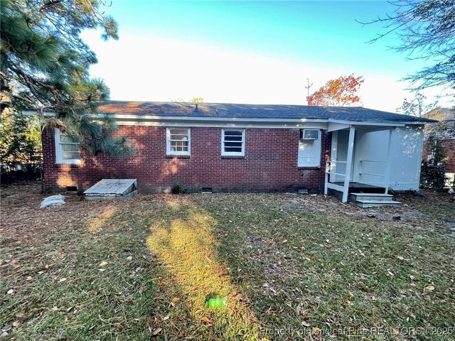 502 Spring Avenue, Spring Lake, NC 28390