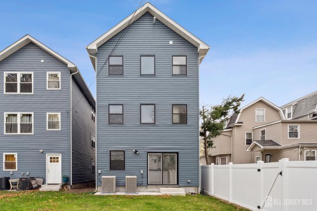 84 Hollywood Avenue 1, East Orange, NJ 07018