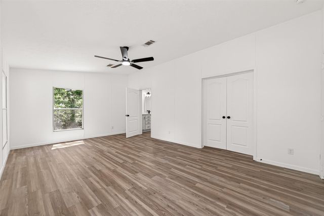 24500 Country Oaks Boulevard, Montgomery, TX 77316