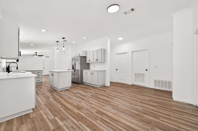 24500 Country Oaks Boulevard, Montgomery, TX 77316