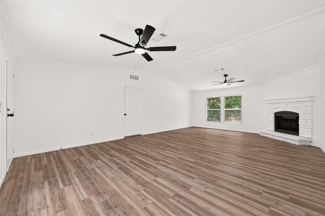 24500 Country Oaks Boulevard, Montgomery, TX 77316