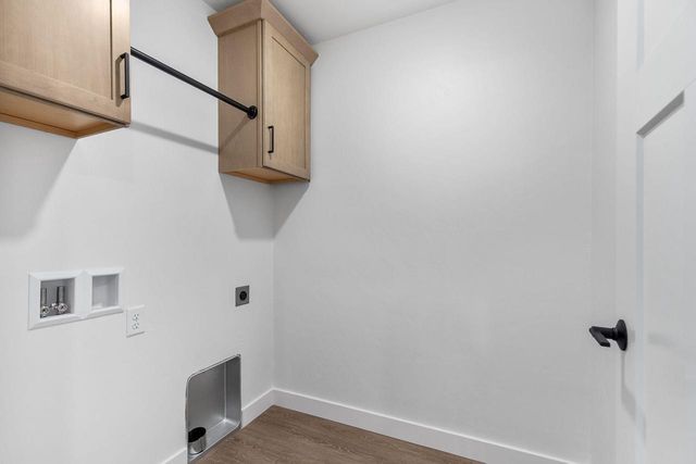 W5621 TONYS WAY, Appleton, WI 54915