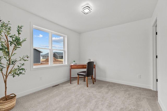 W5621 TONYS WAY, Appleton, WI 54915