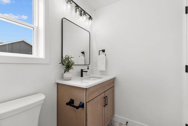 W5621 TONYS WAY, Appleton, WI 54915