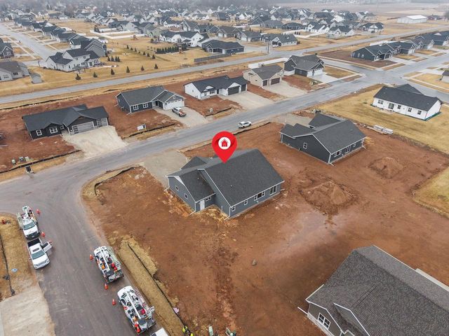 W5621 TONYS WAY, Appleton, WI 54915