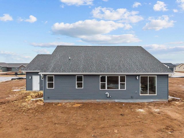 W5621 TONYS WAY, Appleton, WI 54915