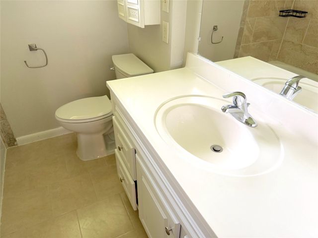 534 Glenvale Drive, Houston, TX 77060