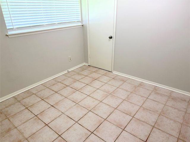 534 Glenvale Drive, Houston, TX 77060