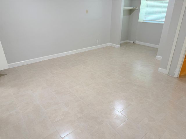 534 Glenvale Drive, Houston, TX 77060