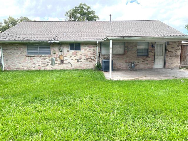 534 Glenvale Drive, Houston, TX 77060