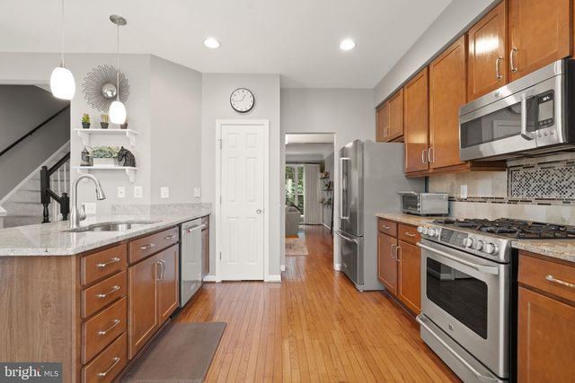47697 SANDBANK SQ, Sterling, VA 20165
