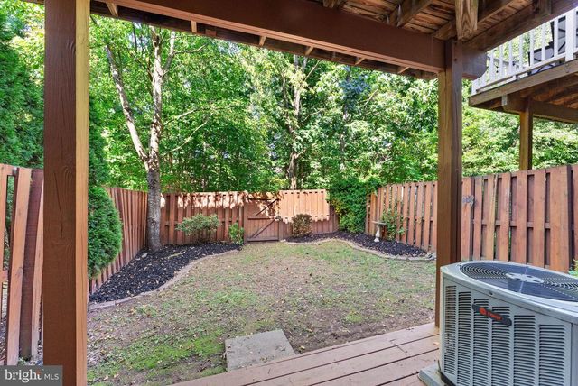 47697 SANDBANK SQ, Sterling, VA 20165