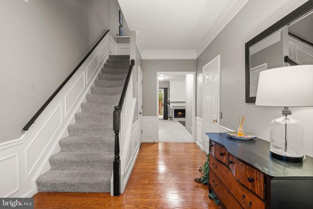 47697 SANDBANK SQ, Sterling, VA 20165