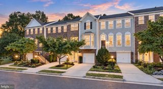 47697 SANDBANK SQ, Sterling, VA 20165