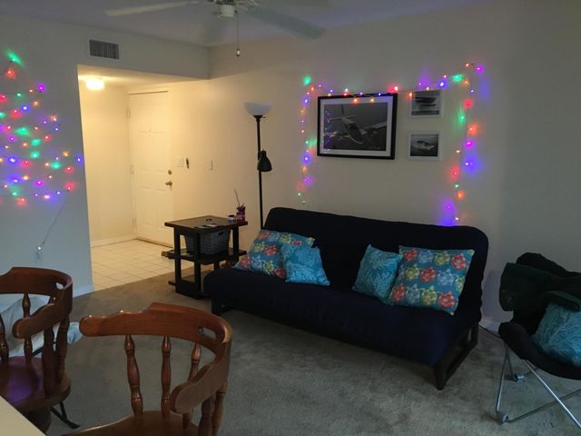 1650 N 42nd Circle 207, Vero Beach, FL 32967