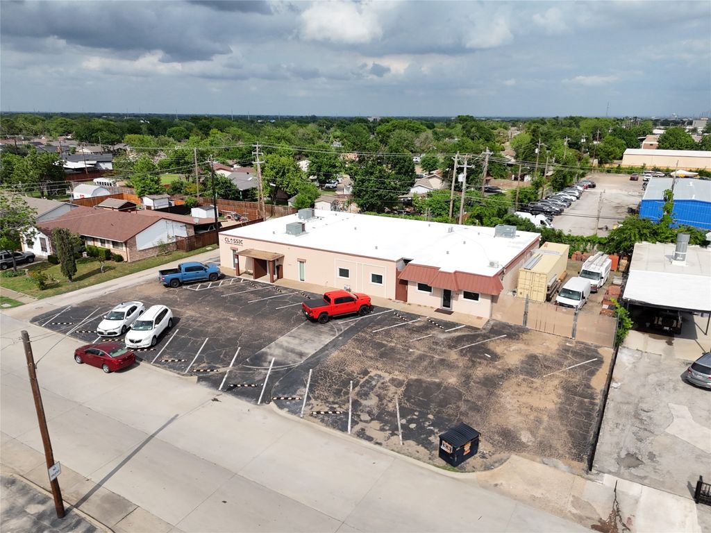 406 S Yale Drive, Garland, TX 75042