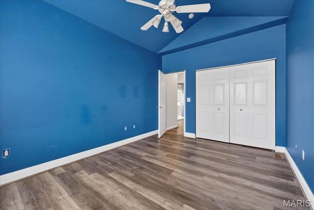 2212 Hunters Point Drive, Granite City, IL 62040