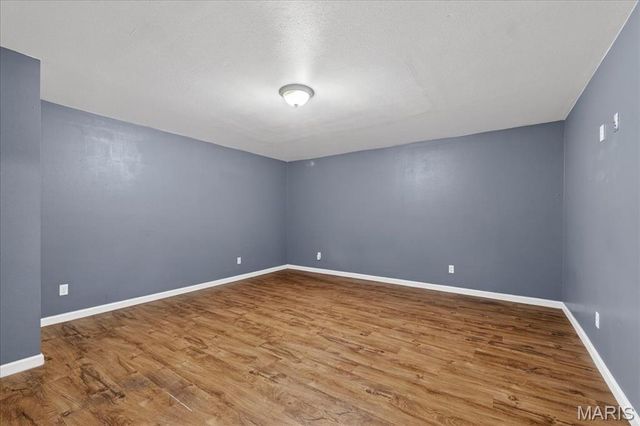 2212 Hunters Point Drive, Granite City, IL 62040