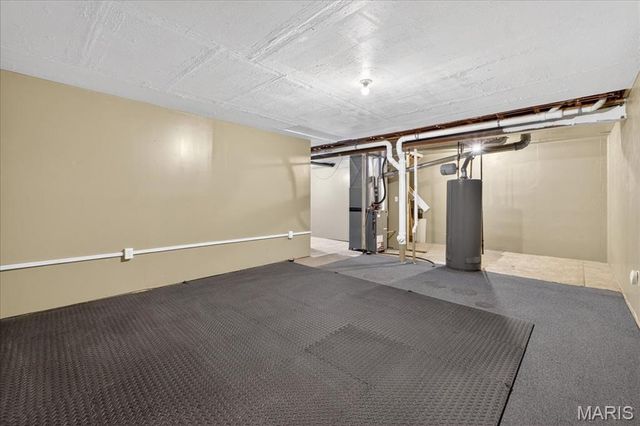 2212 Hunters Point Drive, Granite City, IL 62040