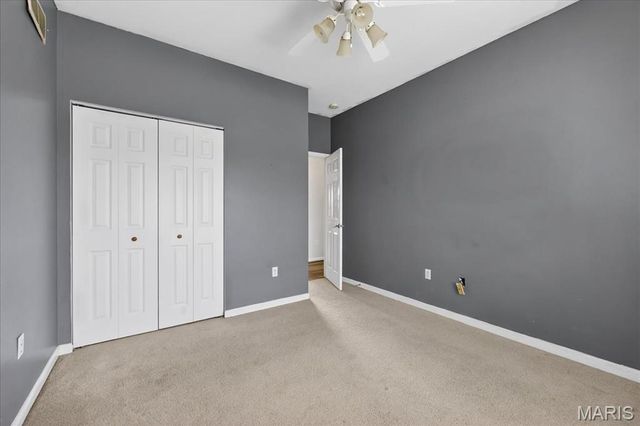 2212 Hunters Point Drive, Granite City, IL 62040