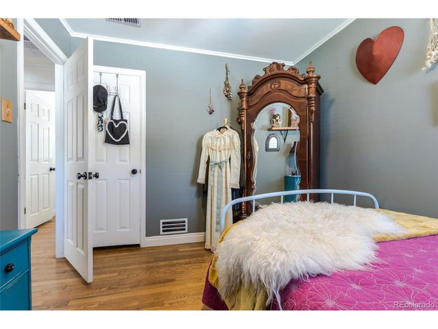 2240 S Irving St, Denver, CO 80219