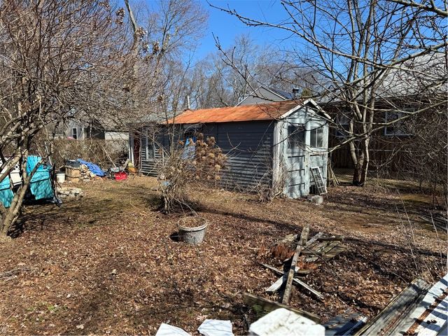 73 Eton Avenue, Warwick, RI 02889