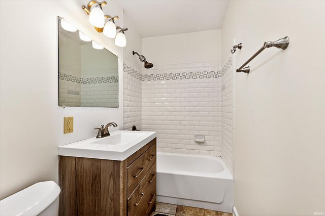 2233 Miami Trail, West Lafayette, IN 47906