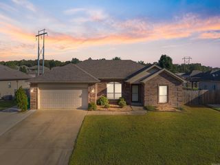 236 Creek View Drive, Austin, AR 72007